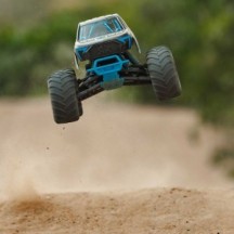 Arrma 1-10 GORGON 2WD RTR Brushed Monster Truck Battery & Charger Included Blue ARA3230ST5