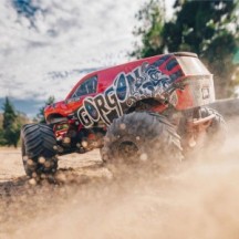 Arrma 1-10 GORGON 2WD RTR Brushed Monster Truck Battery & Charger Included Red ARA3230ST2