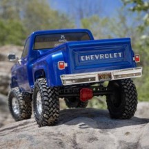 Axial Racing 1-10 SCX10 III Base Camp 1982 Chevrolet K10 4X4 RTR Brushed Rock Crawler Blue AXI03030T1