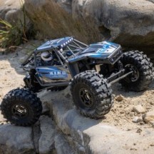 Axial Racing 1-18 UTB18 Capra 4WS 4WD Trail Buggy RTR with Battery & Charger Blue AXI-1750T1