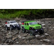 Axial Racing 1-24 SCX24 Jeep JT Gladiator 4X4 RTR Brushed Rock Crawler Battery & Charger Included Green AXI00005V2T3