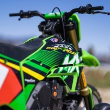 Team Losi 1-4 Promoto-MX Pro Circuit 2S RTR Brushless Motorcycle Battery and Charger Included Green LOS06002
