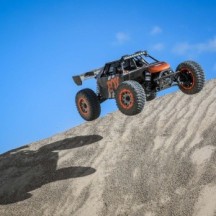 Team Losi 1-5 DBXL-E 2.0 V2 Fox 8S 4X4 RTR Brushless Desert Buggy Orange LOS05020V2T1
