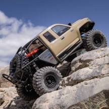 Axial Racing 1-6 SCX6 Trail Honcho 4X4 RTR Brushed Rock Crawler Sand AXI05001T2