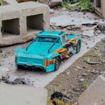 Arrma 1-8 INFRACTION 4X4 RTR Brushed All-Road Street Bash Battery & Charger Included Teal-Bronze ARA4215V3BIT2