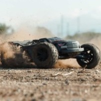 Arrma 1-8 KRATON 6S EXB 4X4 RTR Brushless Speed Truck BLACK ARA8708V6T1
