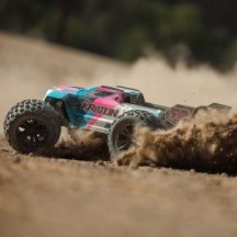 Camión Arrma KRATON 6S 4X4 RTR azul y rosa ARA8608V6T2