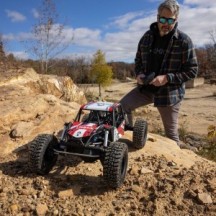 Axial Racing 1-8 AXP8 Gilamon 2.2 4X4 RTR Brushed Trail Buggy Red AXI-1207T2