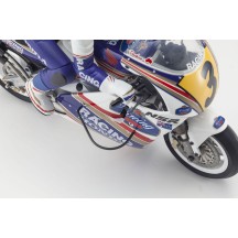 Kyosho Moto Hanging On Racer Honda NSR 1991 1:8 Kit K.34932B