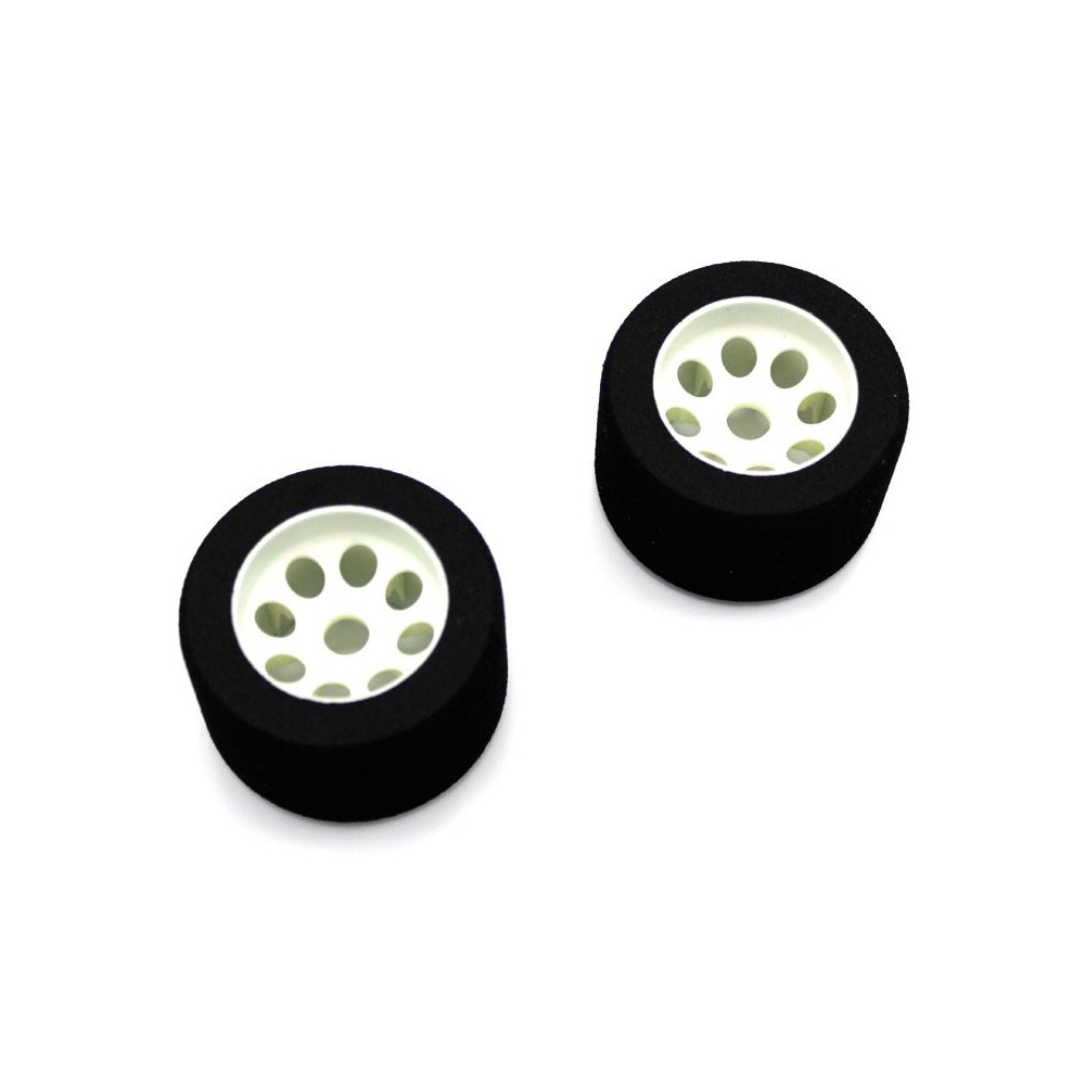 Neumáticos traseros Kyosho EP Fantom 4WD (2) Neumáticos traseros Kyosho EP Fantom 4WD (2)