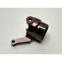 Portamanguetas delantero izquierdo CNC MP9-MP10 Kyosho