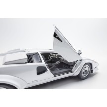 Kyosho 1:18 Lamborghini Countach LP400 S White KS08320WFL