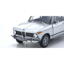 Kyosho 1:18 BMW 2002 Tii 1972 Silver KS08543S
