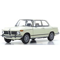 Kyosho 1:18 BMW 2002 Tii 1972 Blanco KS08543W