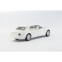 Kyosho 1:18 Rolls-Royce Phantom EWB 2012 English White KS08841EW2