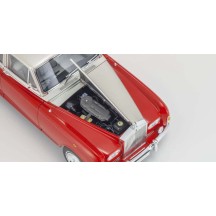 Kyosho 1:18 Rolls-Royce Phantom VI EWB 1968 Red-Light Beige KS08905RLB