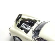 Kyosho 1:18 Alfa Romeo Giuletta Sprint Coupe 1954 White KS08957W
