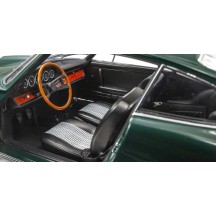 Kyosho 1:18 Porsche 911 2.0 (901) 1964 Irish Green KS08969G