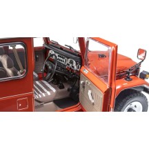Kyosho 1:18 Toyota Land Cruiser 40 Van (BJ42V) 1980 Rojo KS08971R