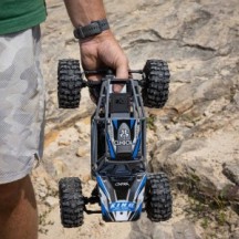 Axial 1-18 UTB18 Capra 4WS 4WD Trail Buggy RTR with Battery & Charger Blue AXI-1750T1