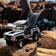 Axial 1/10 SCX10 III Early Ford Bronco 4X4 RTR Turquoise Blue AXI03014BT1
