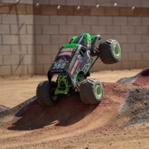 Losi 1-8 LMT 2.0 Grave Digger 4X4 Solid Axle Brushless Monster Truck RTR Green - LOS04028T1