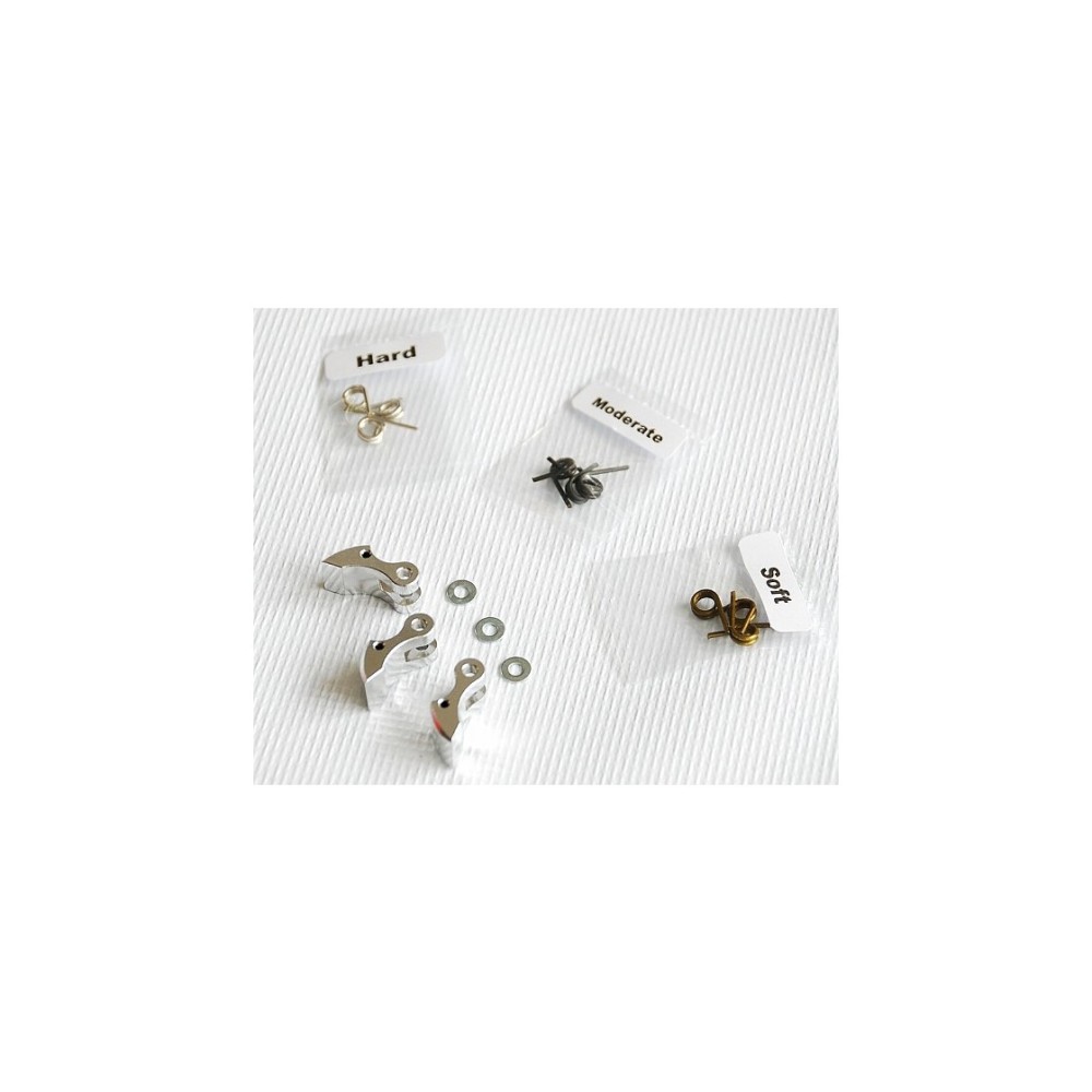 Alpha Plus Alpha Clutch Shoe Aluminium (3pcs) + Springs each hardness each 3pcs E59-BU02100 Alpha Plus Alpha Clutch Shoe Aluminium (3pcs) + Springs each hardness each 3pcs E59-BU02100