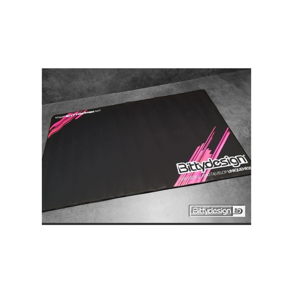 Bittydesign Anti-slip Table Pad, 2018 logo graphic, 100x63cm BDTP-10063 Bittydesign Anti-slip Table Pad, 2018 logo graphic, 100x63cm BDTP-10063