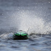 Pro Boat Impulse 32" Brushless Deep-V RTR with Smart Black-Green PRB08037T1