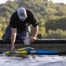 Pro Boat Super Sonicwake 48" 8S Self-Righting Brushless Deep-V RTR PRB08052