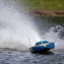 Pro Boat Super Sonicwake 48" 8S Self-Righting Brushless Deep-V RTR PRB08052